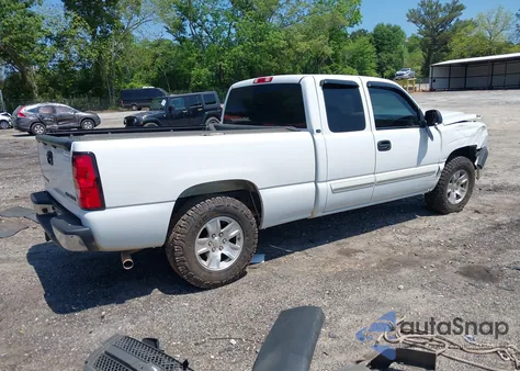 2004 Chevrolet Silverado 1500 Ls из США, поврежденный, VIN 2GCEC19V841115473